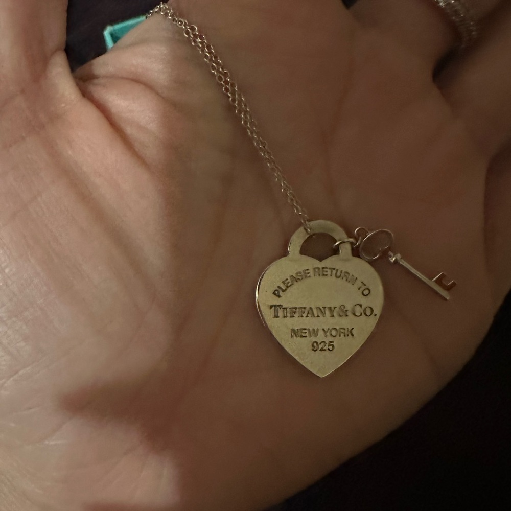 Tiffany and co RTT Heart ♥️ Key 🔑 Charm Pendant